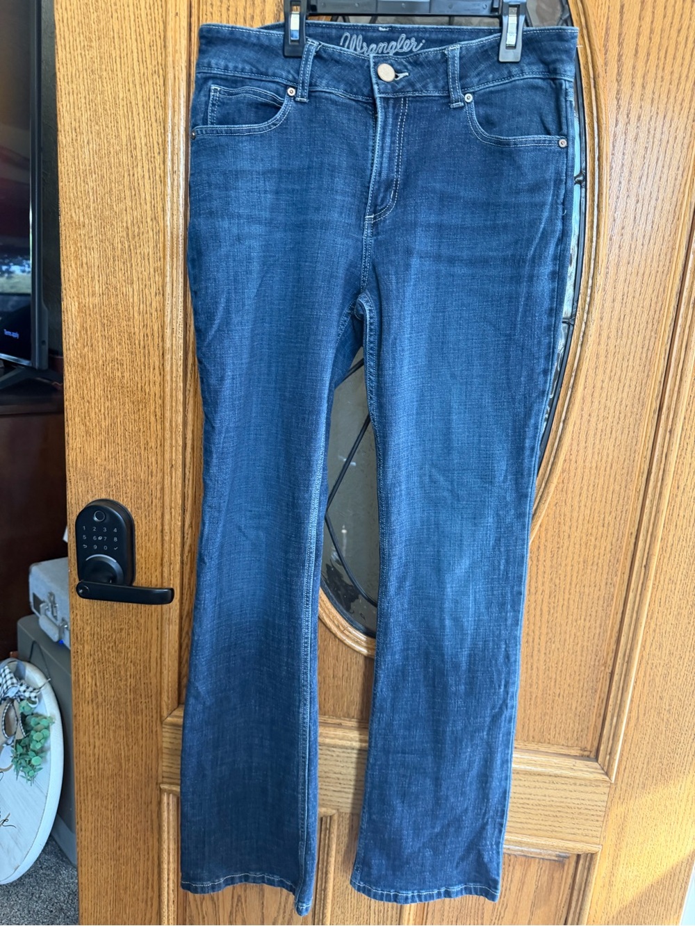 Wrangler Essential Stretch Bootcut Jeans Women’s Size 11x34 Dark Wash